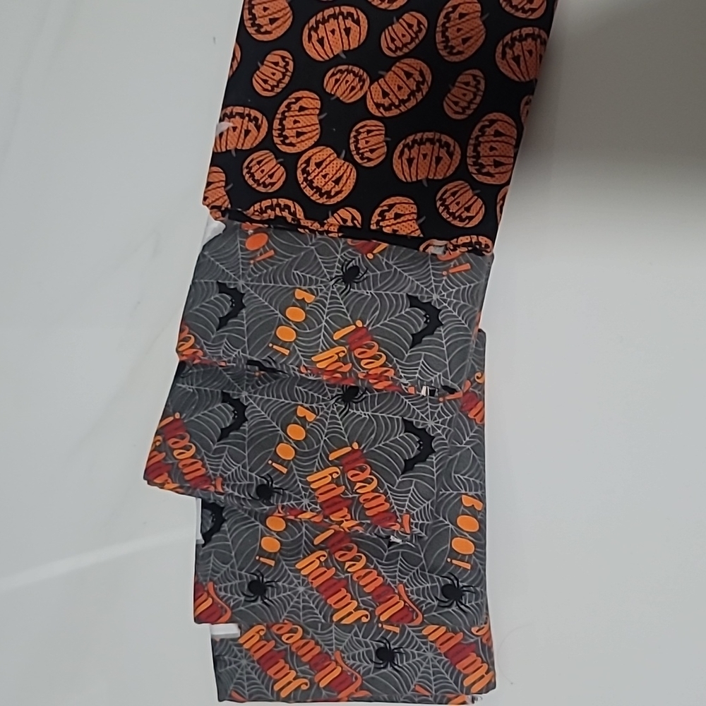 🛍Halloween 5 pieces of 1 yard of fabric